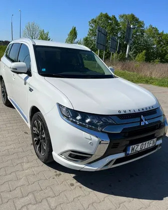 samochody osobowe Mitsubishi Outlander cena 92465 przebieg: 199000, rok produkcji 2016 z Warszawa